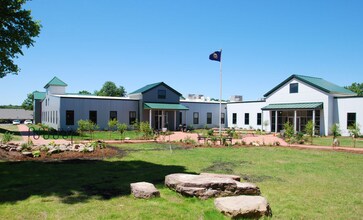 120 Graham Way, Shelburne, VT à louer Photo de l’immeuble– Image 2 sur 2