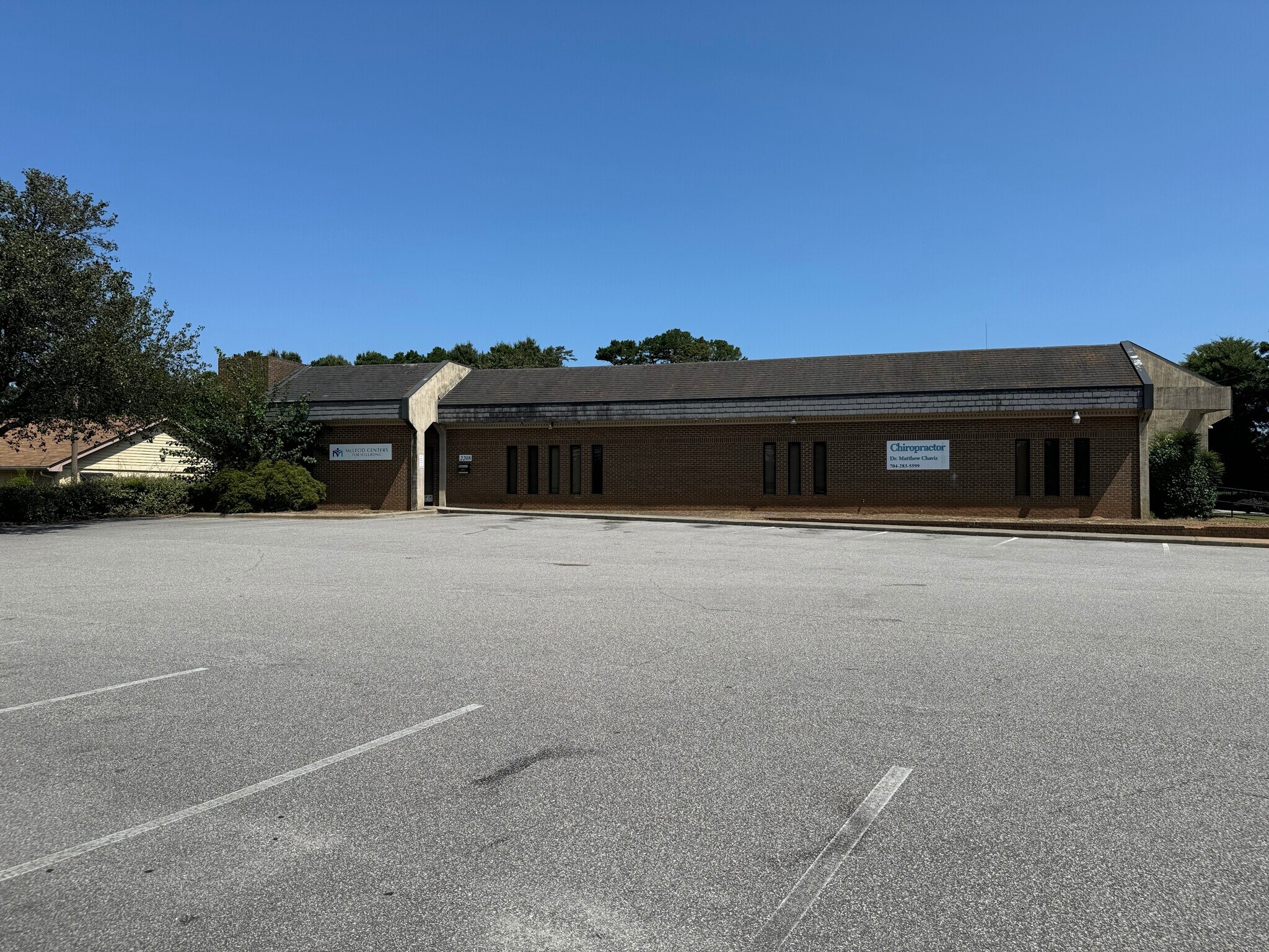 2208 W Roosevelt Blvd, Monroe, NC à louer Photo principale– Image 1 sur 24
