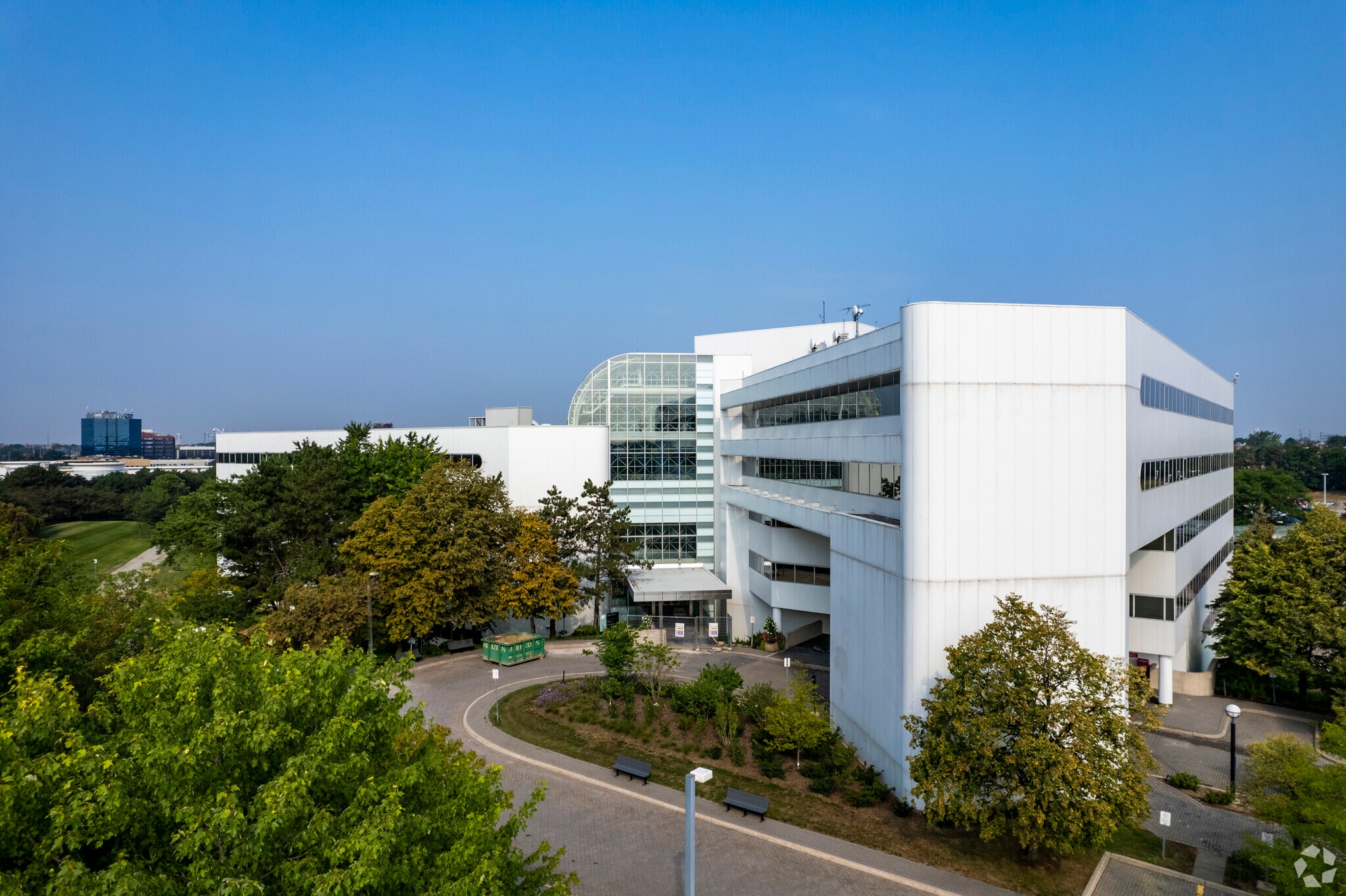 3500 Steeles Ave E, Markham, ON à louer Photo de l’immeuble– Image 1 sur 12