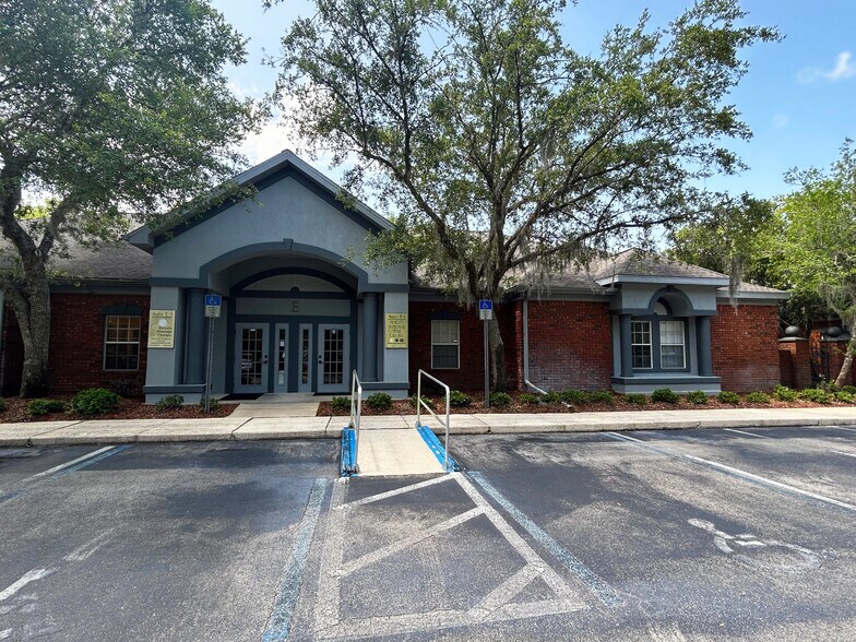 3600 NW 43rd St, Gainesville, FL à louer - Photo de l’immeuble – Image 1 sur 5