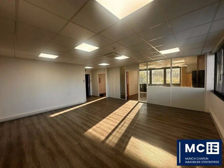 Bureau dans Strasbourg à vendre - Photo de l’immeuble – Image 1 sur 6