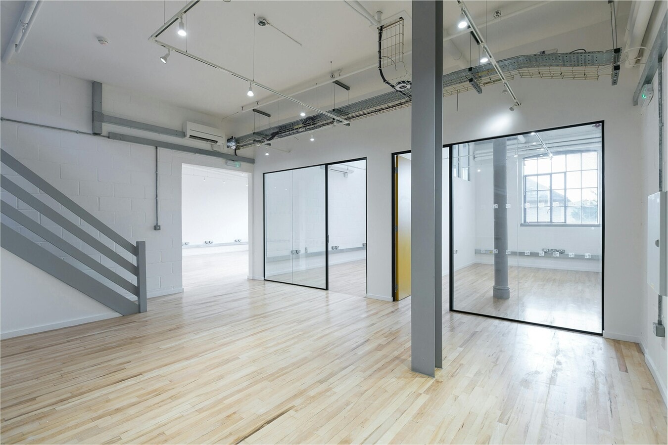 44-48 Wharf Rd, Londres, LND N1 7UX - Lot 24 & 25 -  - Photo intérieure - Image 1 of 9