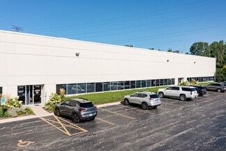 Plus de détails pour 1140-1152 N Main St, Lombard, IL - Industriel/Logistique à louer