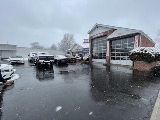 Plus de détails pour 815 Old Country Rd, Westbury, NY - Local commercial à vendre