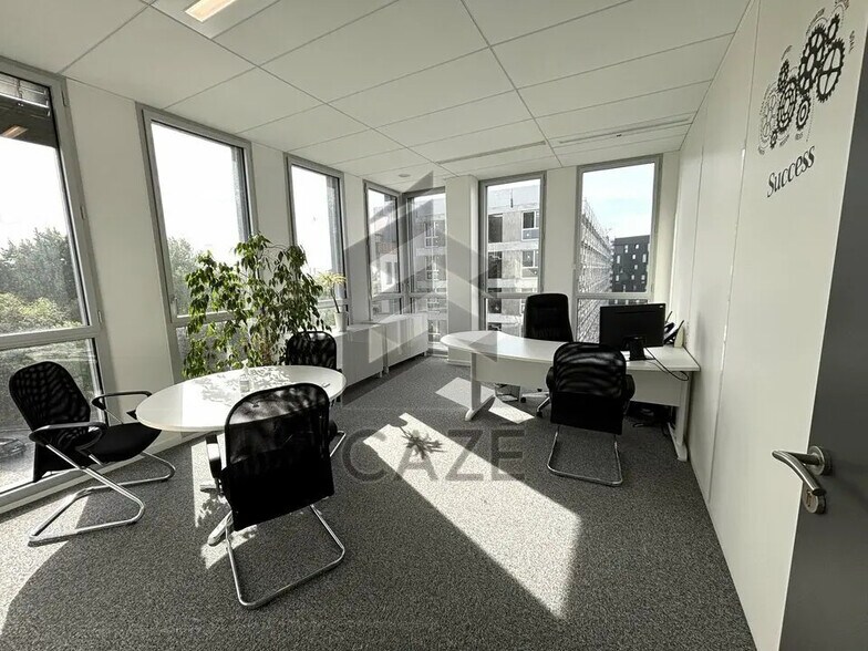 Bureau dans Bordeaux à vendre - Photo intérieure – Image 2 sur 4