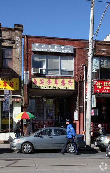 480 Dundas St W, Toronto, ON à vendre - Photo de l’immeuble – Image 2 sur 4