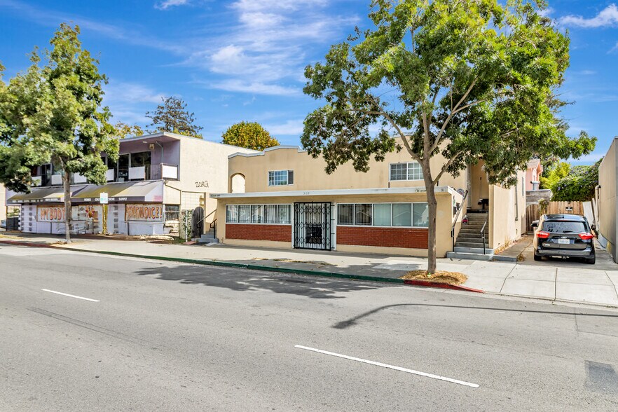 3109 Sacramento St, Berkeley, CA à vendre - Photo de l’immeuble – Image 1 sur 42