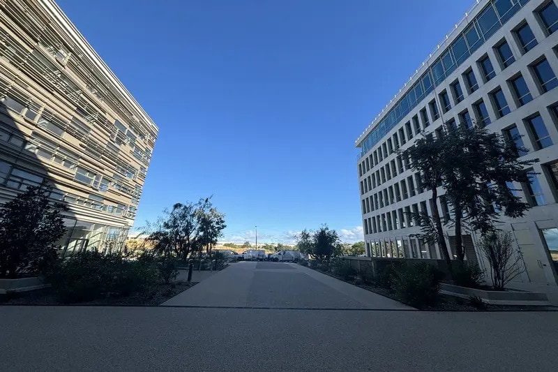 Bureau dans Montpellier à louer - Photo de l’immeuble – Image 3 sur 10