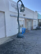 5436 Cleon Ave, North Hollywood, CA à louer Photo de l’immeuble– Image 1 sur 3