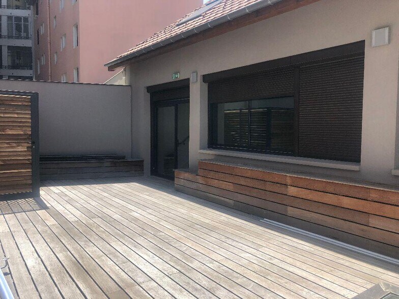 Bureau dans Annecy à louer - Photo de l’immeuble – Image 3 sur 4