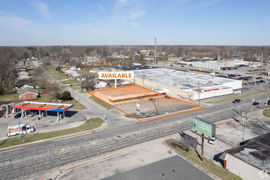 1121 N Reynolds Rd, Toledo, OH à louer - Photo de l’immeuble – Image 3 sur 7