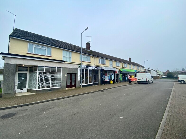96 Clarence Rd, Leighton Buzzard à louer - Photo de l’immeuble – Image 2 sur 2
