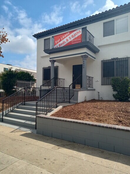 8930 S Vermont Ave, Los Angeles, CA à louer - Photo de l’immeuble – Image 3 sur 44