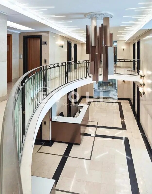 Bureau dans Paris à louer Hall d’entrée– Image 1 sur 2