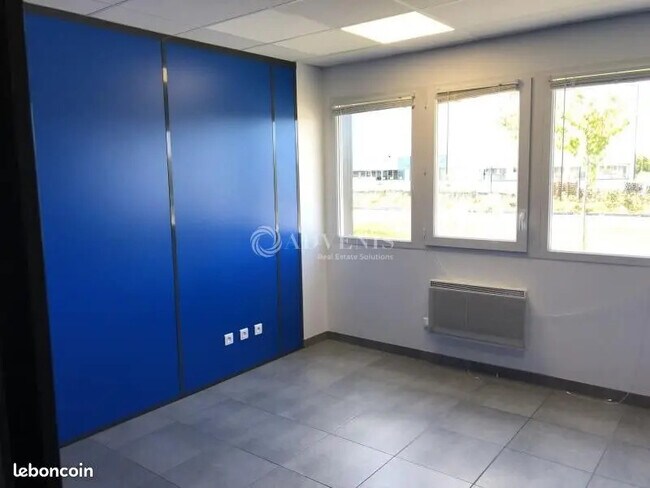 Plus de détails pour Bureau à louer