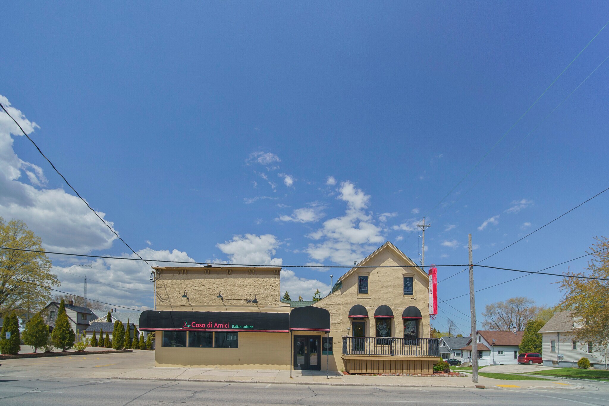 2204 Washington St, Manitowoc, WI à vendre Photo principale– Image 1 sur 27