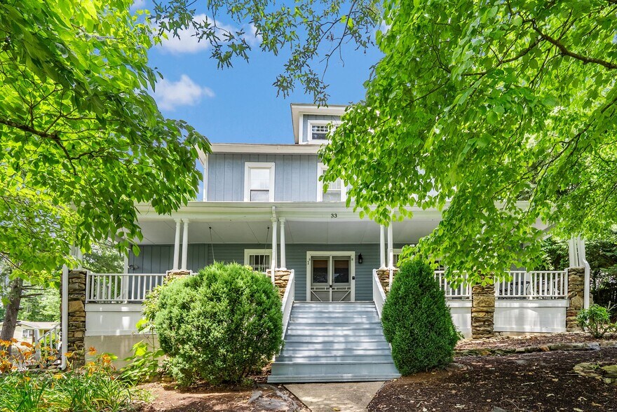 33 Vance Ave, Black Mountain, NC à vendre - Photo de l’immeuble – Image 2 sur 51