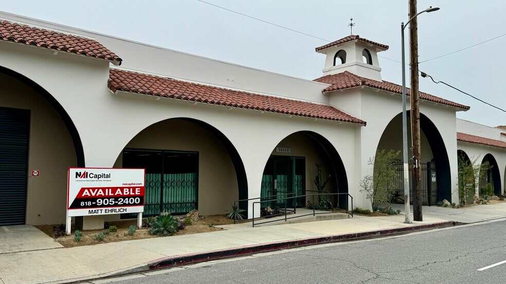 18320-18330 Oxnard St, Tarzana, CA à louer - Photo de l’immeuble – Image 2 sur 13