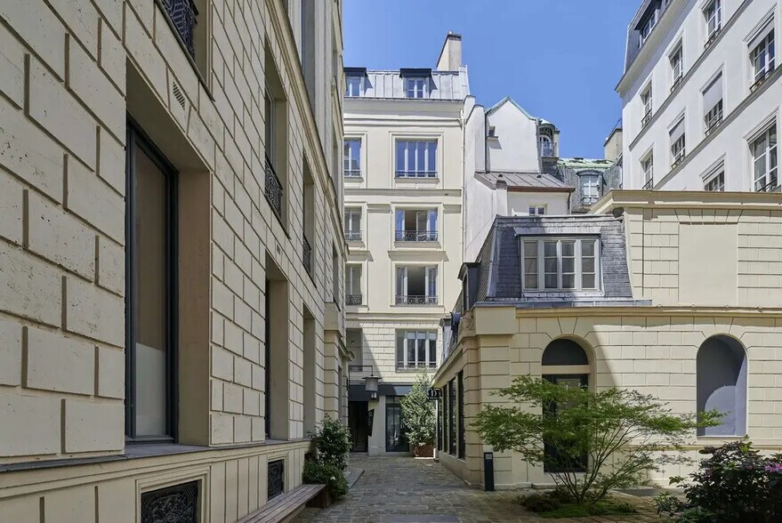Bureau dans Paris à louer - Photo de l’immeuble – Image 1 sur 10
