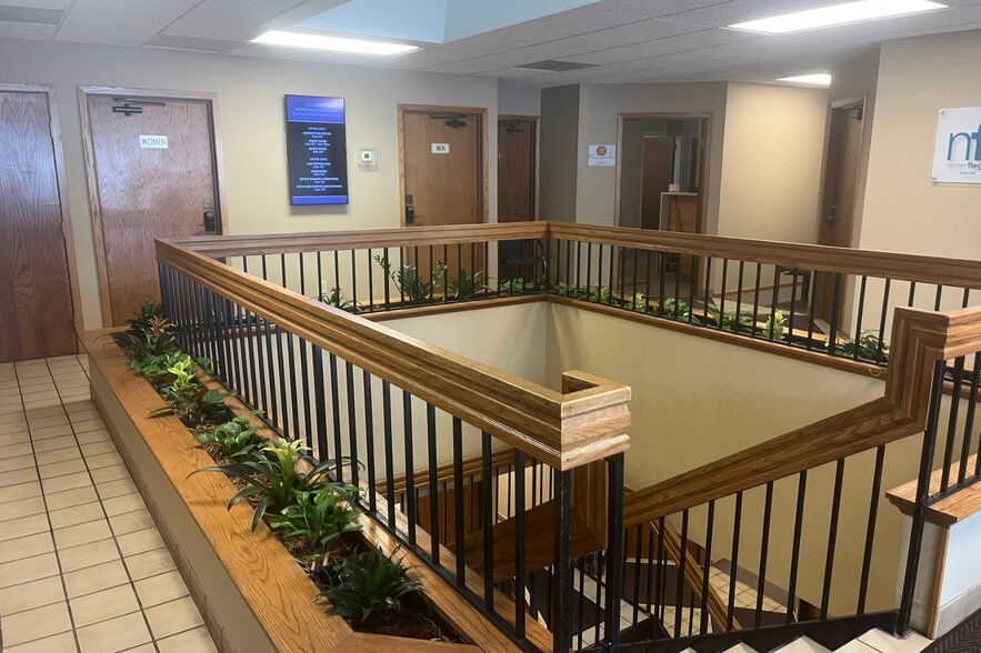 6200-6250 Excelsior Blvd, Saint Louis Park, MN à louer - Photo intérieure – Image 3 sur 17