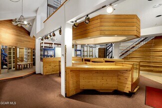 Plus de détails pour 62927 US Highway 40, Granby, CO - Hôtellerie à vendre