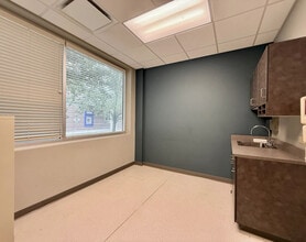 10701 S 72nd St, Papillion, NE à vendre Photo intérieure– Image 1 sur 6