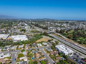 6144 Calle Real, Goleta, CA - VUE AÉRIENNE  vue de carte