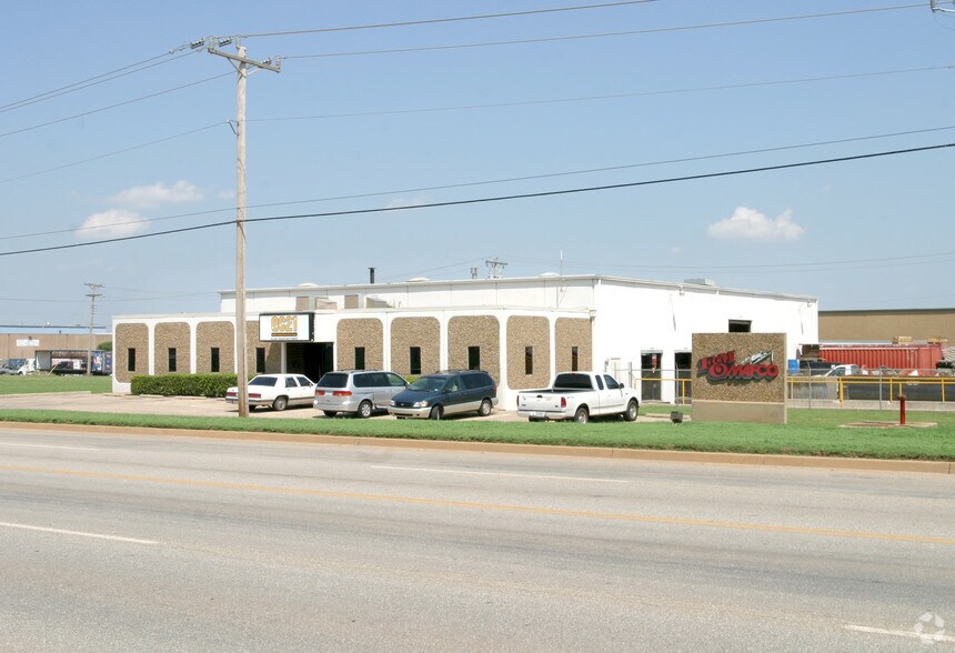 3600 S Council Rd, Oklahoma City, OK à louer - Photo de l’immeuble – Image 2 sur 3