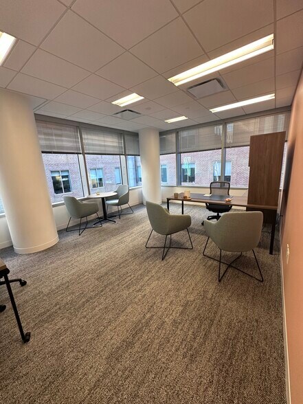 1717 K St NW, Washington, DC à louer - Photo de l’immeuble – Image 2 sur 22