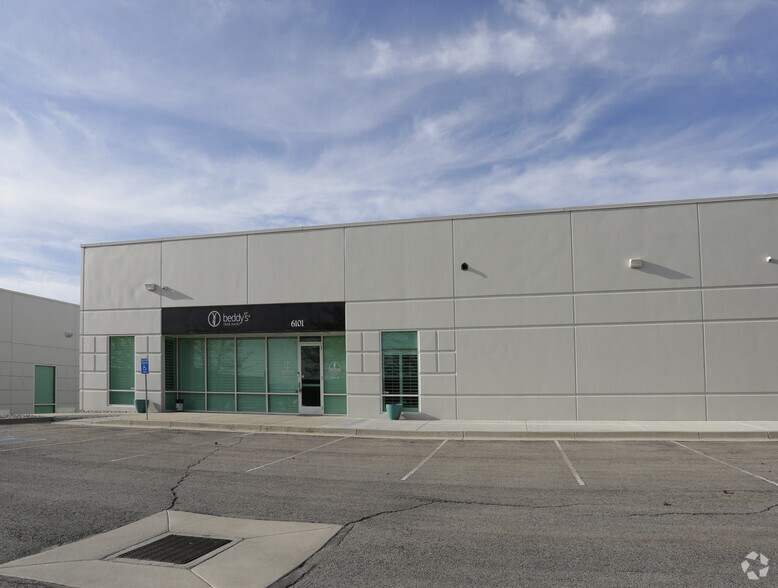 6101 W 9790 S, West Jordan, UT à louer - Photo de l’immeuble – Image 2 sur 2