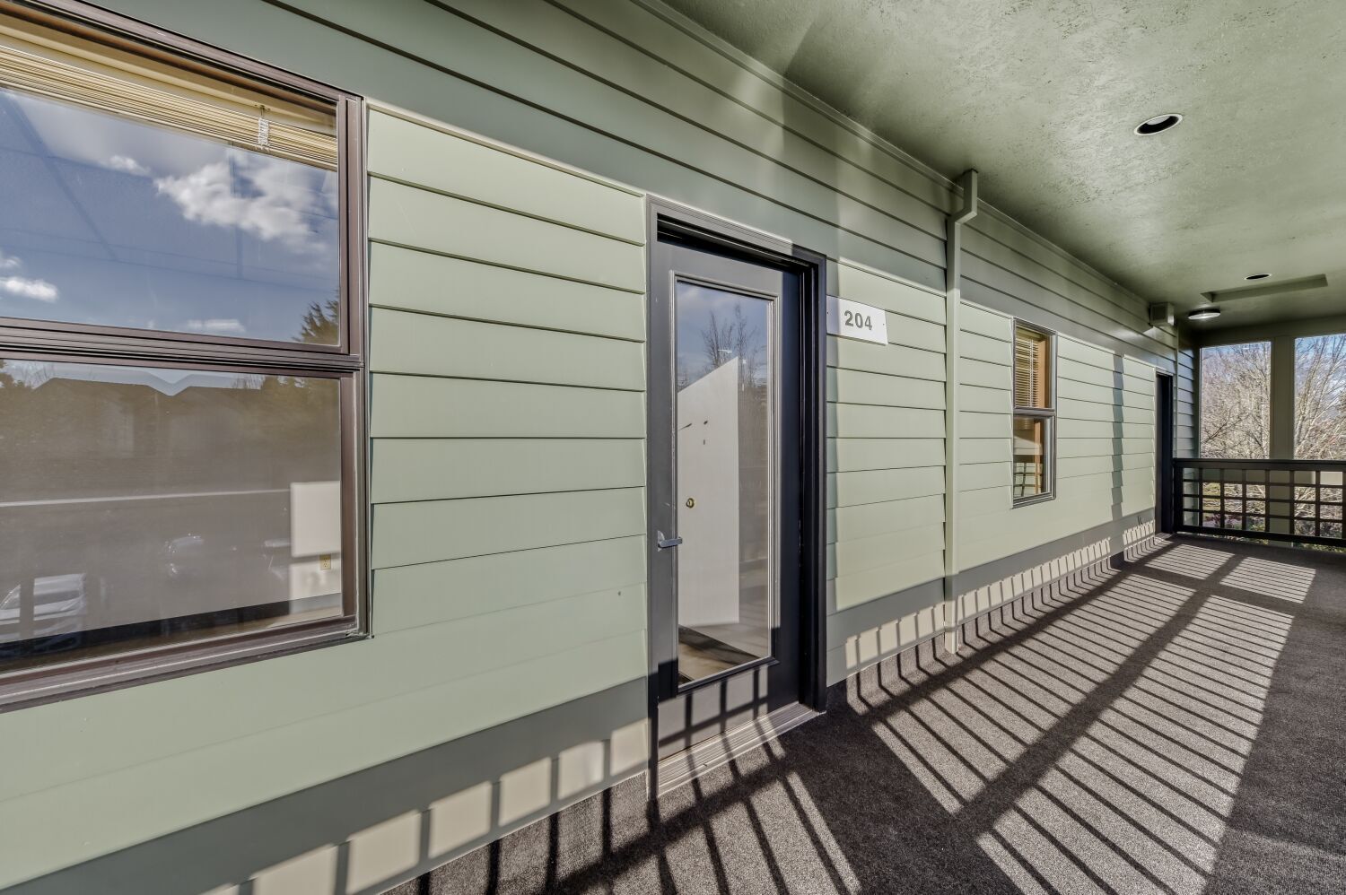 25500 SE Stark St, Gresham, OR à louer Photo de l’immeuble– Image 1 sur 10