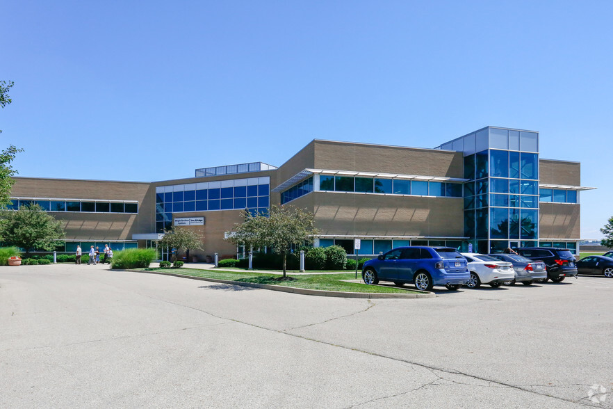 5000 Springfield St, Dayton, OH à louer - Photo de l’immeuble – Image 1 sur 9