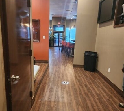 23006 S Conduit Ave, Rosedale, NY à vendre - Photo intérieure – Image 2 sur 10