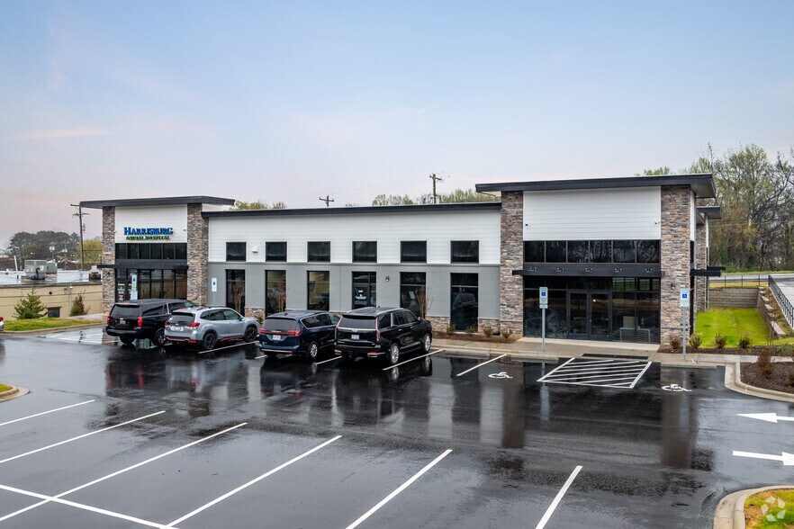 4638 NC HWY 49, Harrisburg, NC à louer - Photo de l’immeuble – Image 2 sur 13