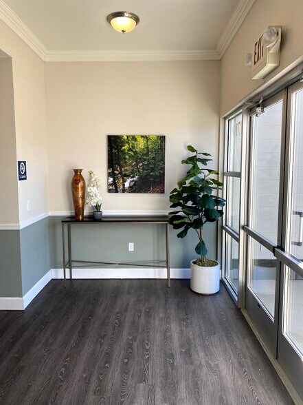 1710 W Main St, Battle Ground, WA à louer - Photo intérieure – Image 2 sur 2