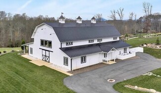 Plus de détails pour 9945 Brooks Mill Rd, Burnt Chimney, VA - Spécialisé à vendre