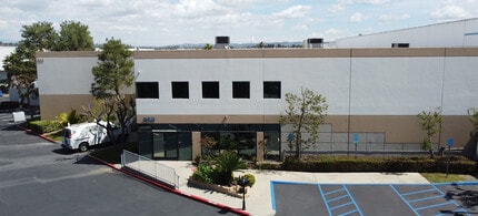 950 S Hatcher Ave, City of Industry, CA à louer Photo intérieure– Image 1 sur 1