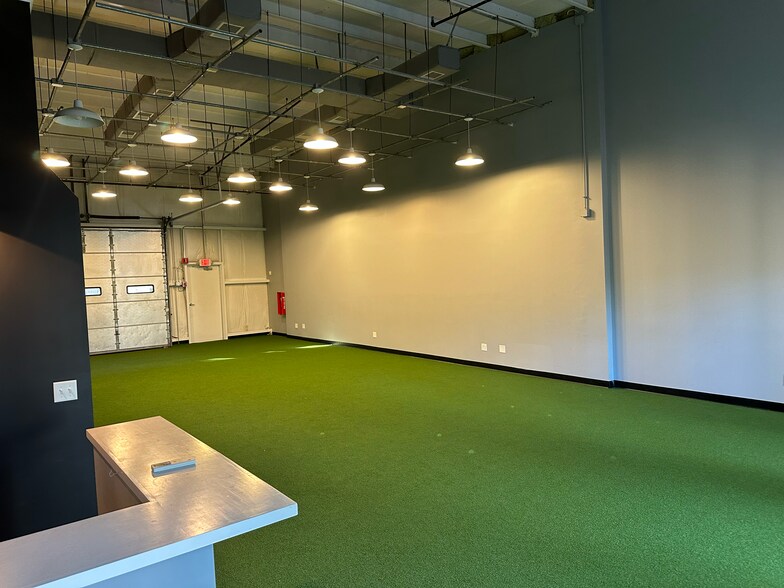 310 Dillingham Ave, Falmouth, MA à louer - Photo de l’immeuble – Image 3 sur 16