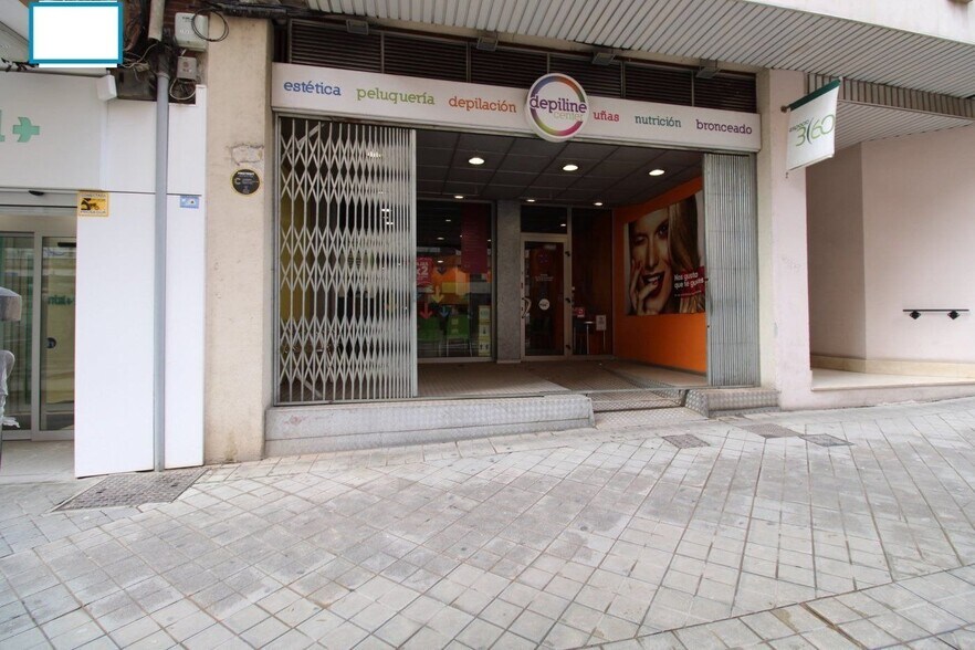Local commercial dans Granada, Granada à louer - Photo de l’immeuble – Image 2 sur 29