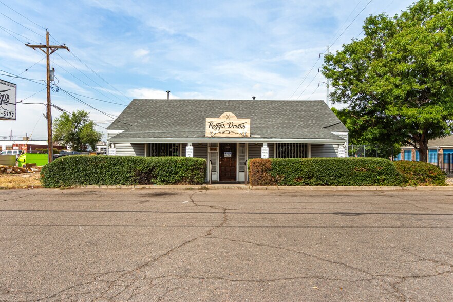 2045 S Holly St, Denver, CO à vendre - Photo de l’immeuble – Image 2 sur 31