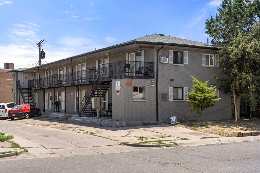 1474 Xenia St, Denver, CO à vendre - Photo de l’immeuble – Image 2 sur 25