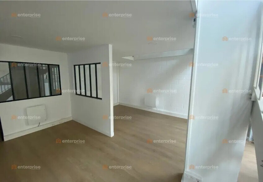 Bureau dans Lille à louer - Photo de l’immeuble – Image 2 sur 8