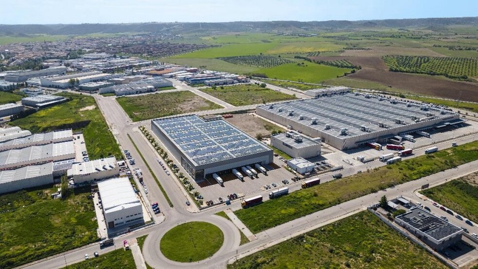 Calle Burdeos, 2, Torres de la Alameda, Madrid à louer - Photo de l’immeuble – Image 2 sur 3