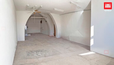 6751-6767 Santa Monica Blvd, Los Angeles, CA à louer Photo intérieure– Image 1 sur 1