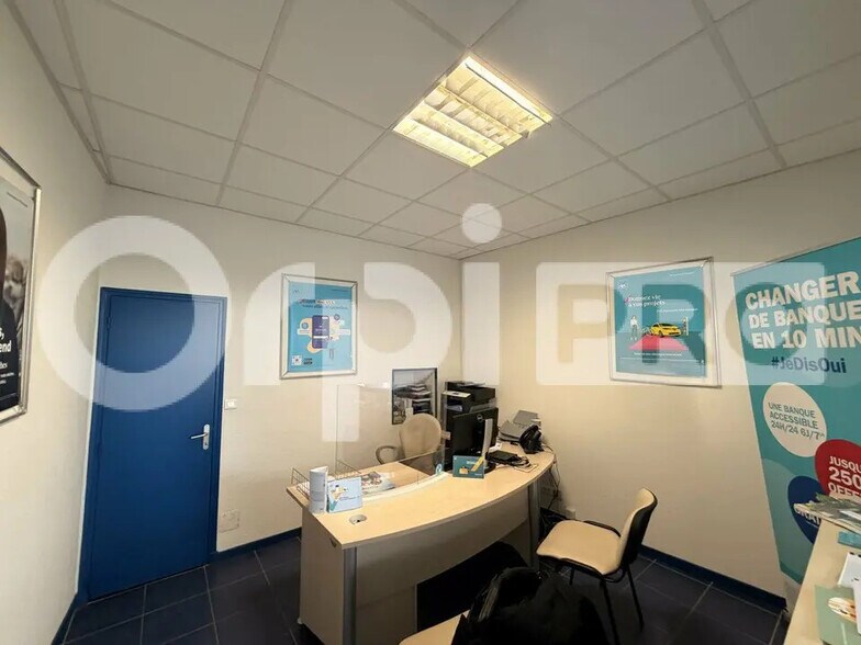 Local d'activités dans Culan à vendre - Photo intérieure – Image 3 sur 10