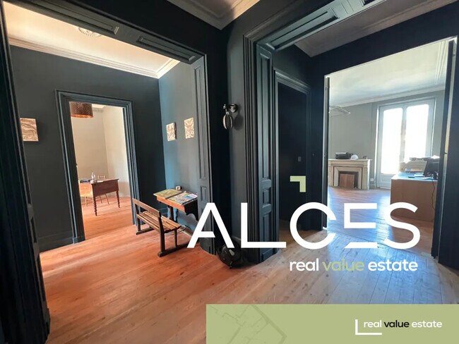 Plus de détails pour Bureau à vendre