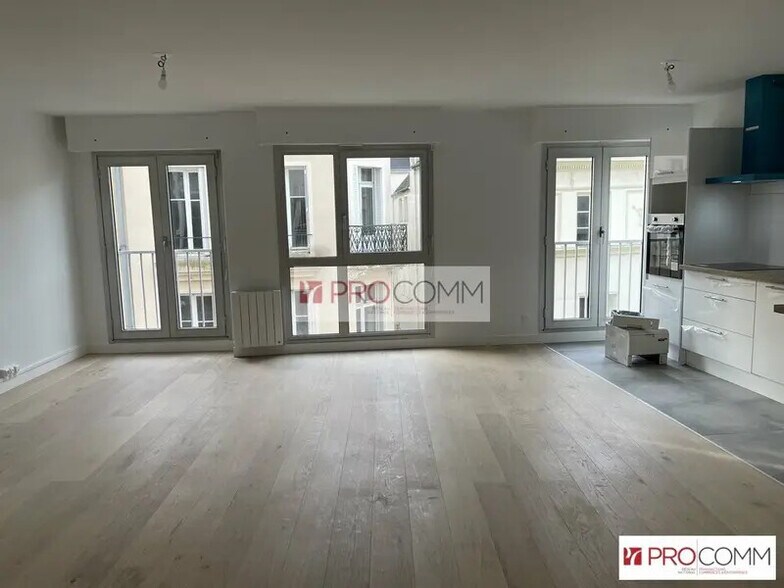 Bureau dans Chartres à louer - Photo intérieure – Image 1 sur 6