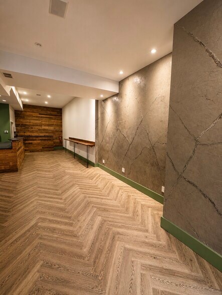 319 Wythe Ave, Brooklyn, NY à louer - Photo de l’immeuble – Image 3 sur 8