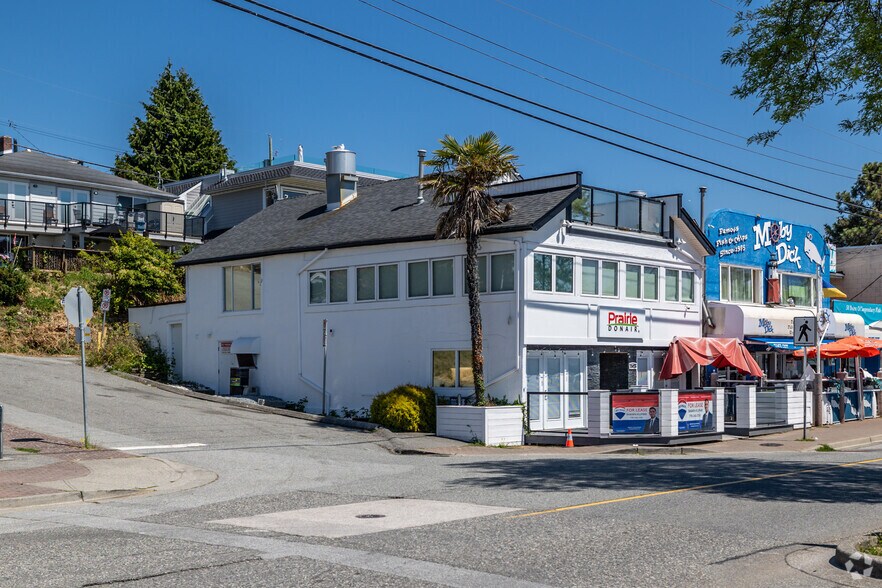 15475 Marine Dr, White Rock, BC à louer - Photo de l’immeuble – Image 1 sur 20
