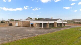 Plus de détails pour 302 E Happy Valley St, Cave City, KY - Local d’activités à vendre